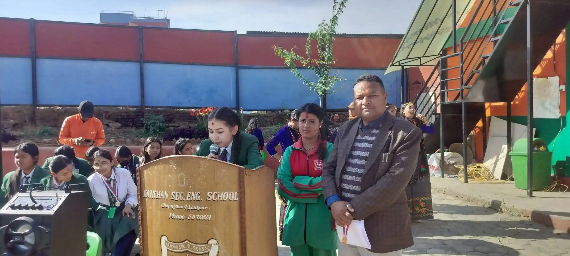 Student with Vice Principle